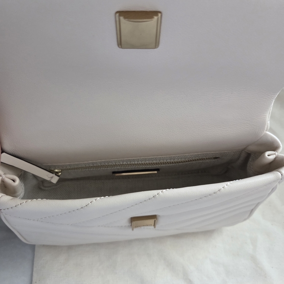 Tory Burch White Quilted Kira Top-Handle Crossbody In New Cream - Picture 10 of 11